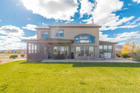 Mimosa Fields Outdoor Seating, Patio Bbq Grill!